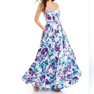 Bee Darlin Floral Strapless Dress